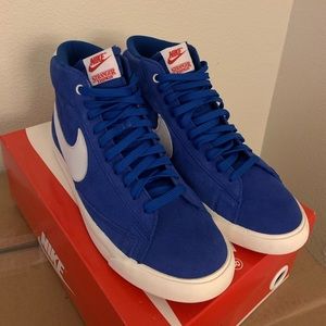 Blue Nike Blazer Mid